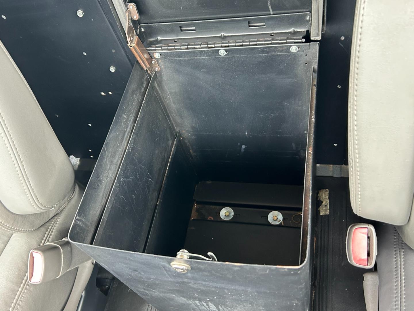2012 White /Gray Chevrolet Express 2500 Cargo (1GCWGFCB4C1) with an 6.0L V8 OHV 16V FFV engine, 6-Speed Automatic transmission, located at 17760 Hwy 62, Morris, OK, 74445, (918) 733-4887, 35.609104, -95.877060 - Photo#13